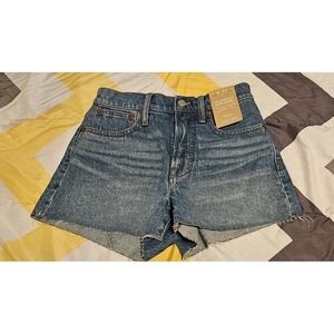Madewell "The Perfect Jean Short"